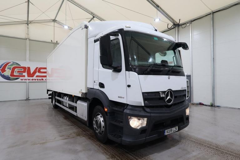 2019 (19 PLATE) Mercedes Benz Antos 1824 4x2 Euro 6 Refrigerated