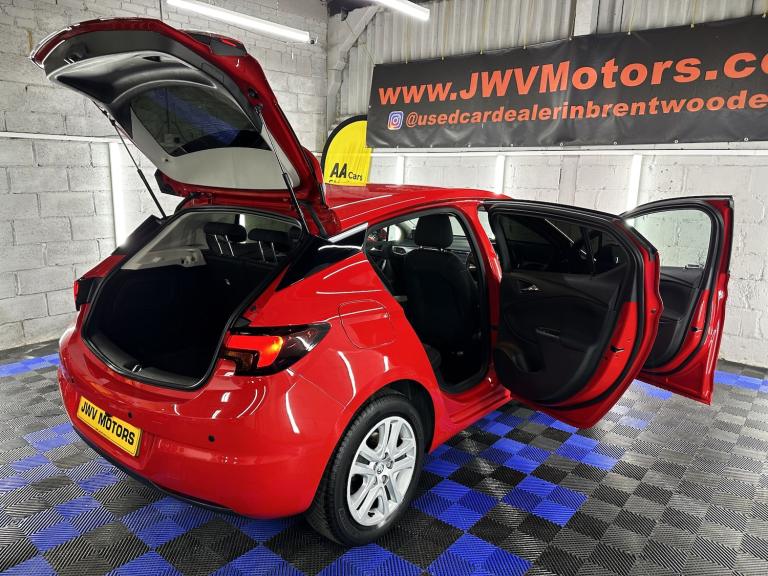 2016 Vauxhall Astra 1.0i Turbo ecoFLEX Tech Line Hatchback 5dr Petrol Manual