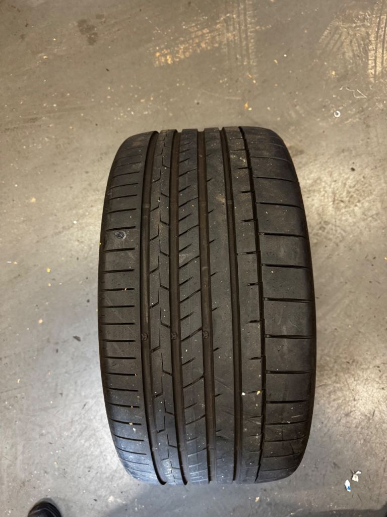 315-40-R21Y XL continental Cont 6 like new