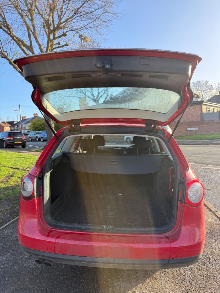 Volkswagen, PASSAT, Estate, 2010, Manual, 1968 (cc), 5 doors