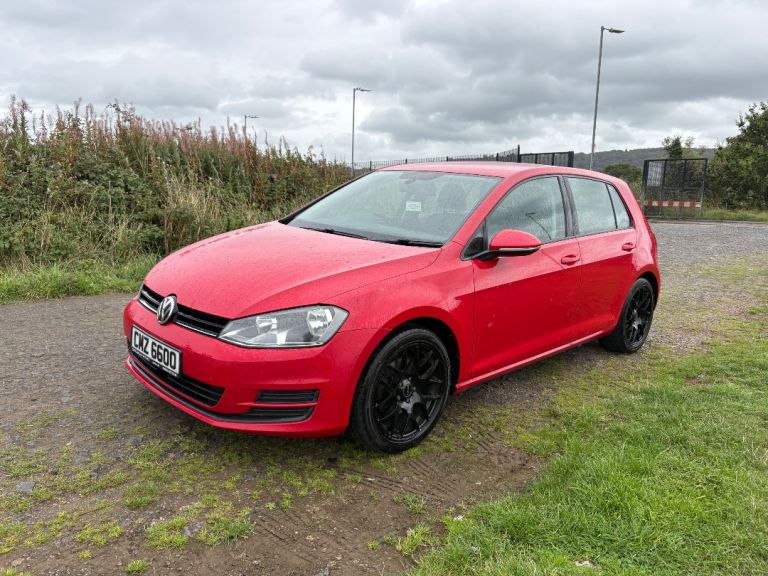 Volkswagen, GOLF 2.0 Tdi, 2014, 5 doors, excellent condition, full service history