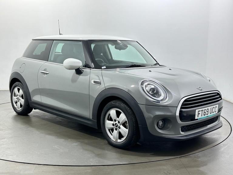2020 MINI Hatch 1.5 Cooper Classic Euro 6 (s/s) 3dr HATCHBACK Petrol Manual