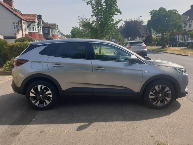Vauxhall, GRANDLAND X, Hatchback, 2018, Other, 1199 (cc), 5 doors