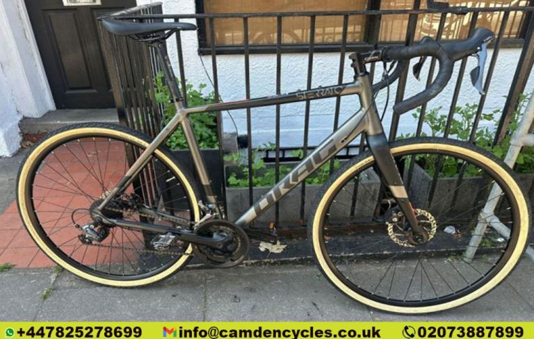 Giant Sterrato 3.0 Road Bike