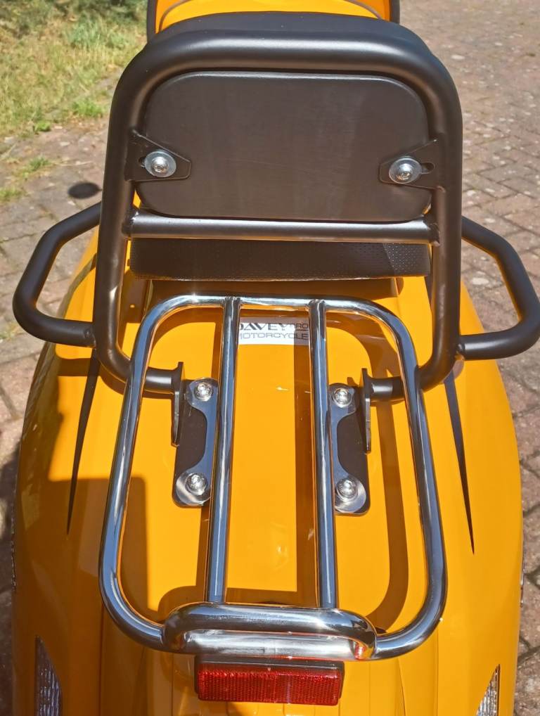 GT ROYAL ALLOY chrome rack.