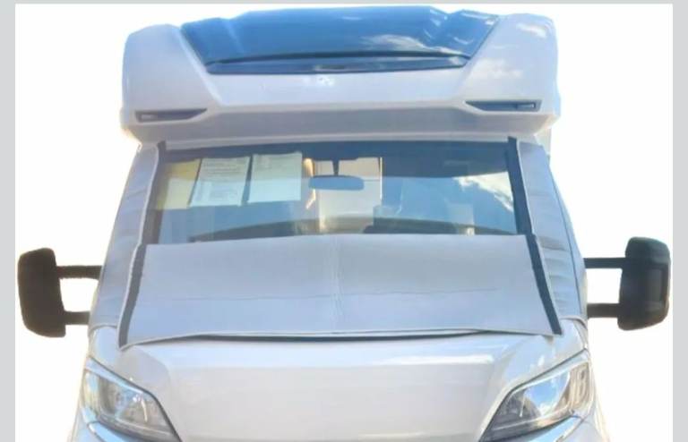 Motorhome silver thermal screen cover