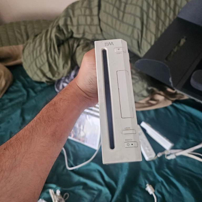 Nintendo Wii Console CHEAP (Untested, pls read!) 