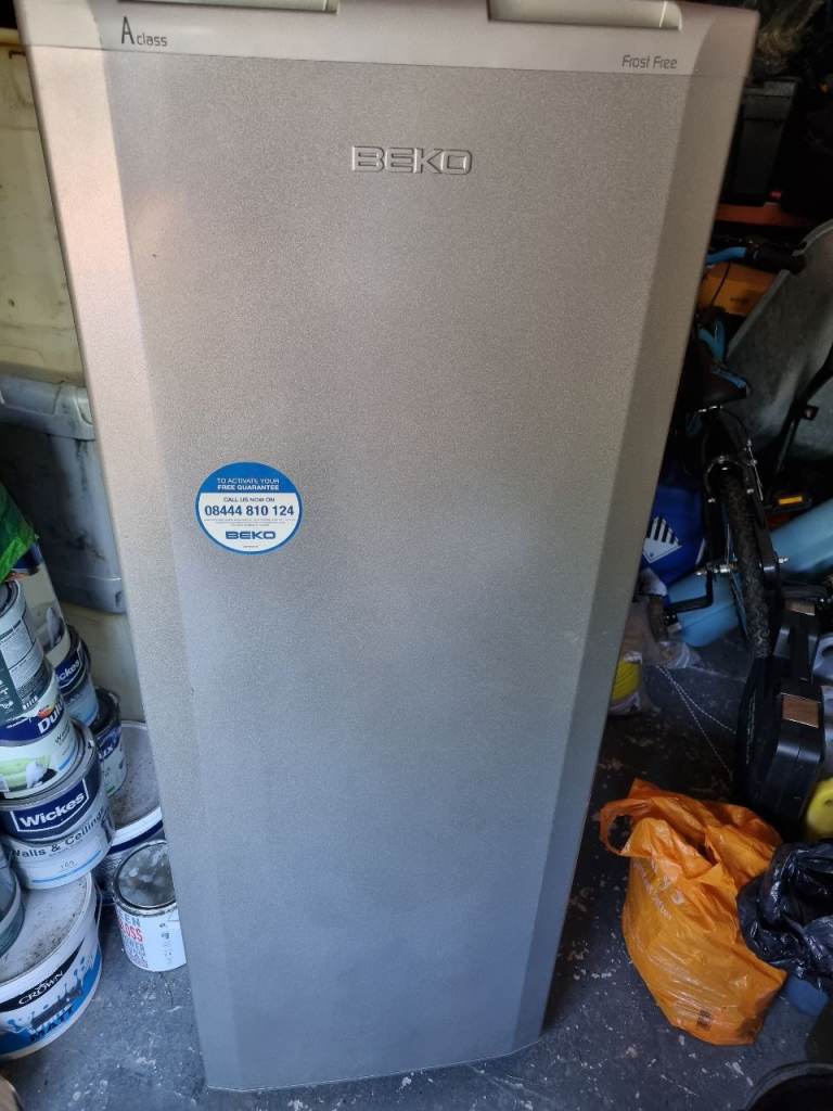 Beko Freestanding Fridge Freezer – Silver, Good Condition,