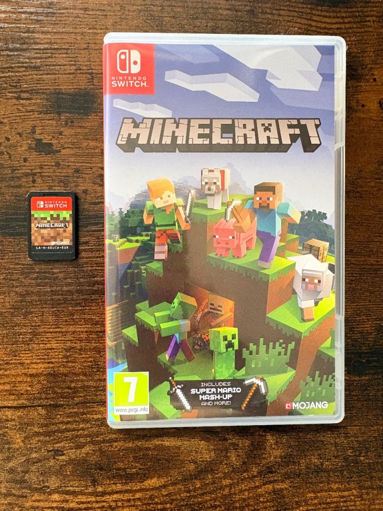 Nintendo Switch Minecraft Game Cartridge - AS NEW Condition!