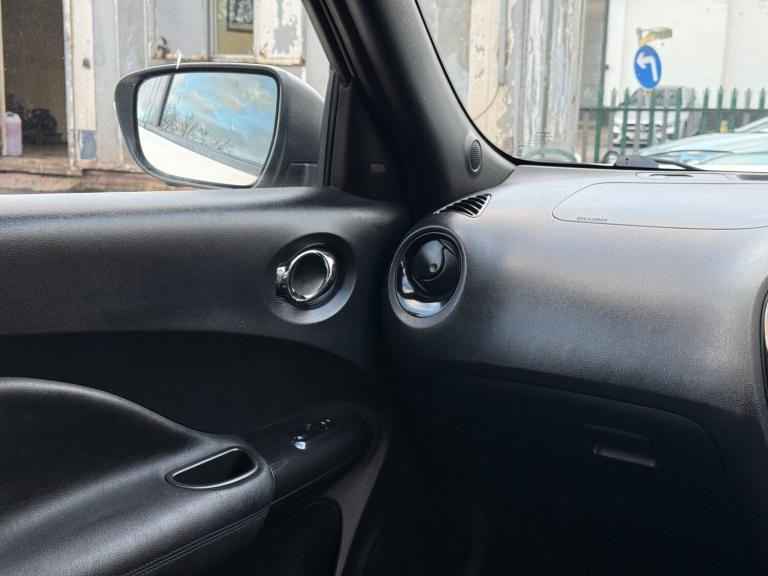 2016 Nissan Juke 1.2 DiG-T Tekna 5dr HATCHBACK Petrol Manual