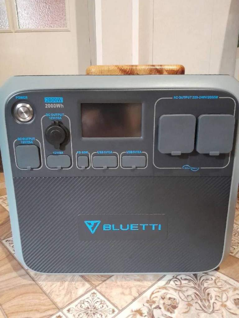 BLUETTI AC200P Power Station 2000 Wh – Brand New and Sealed
