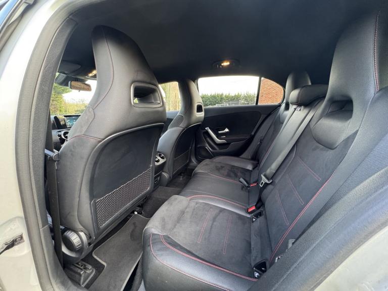 MERCEDES-BENZ A CLASS 1.3 A250e 15.6kWh AMG Line 2020