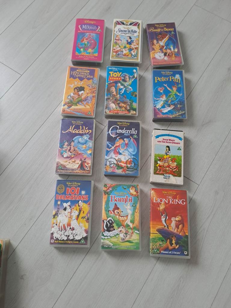 12  childrens VHS Tapes 11 Disney  check photos 