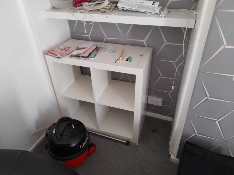 White 4-Cube Storage Unit / Bookcase – Good Condition