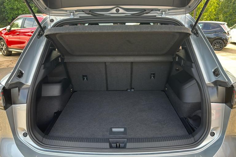  Volkswagen Tiguan 2.0 Tdi R Line Suv 5dr Diesel Dsg Euro 6 s/s 150 Ps Diesel