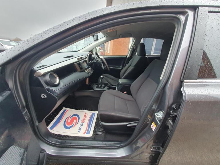 2013 Toyota RAV4 2.2 D-4D Icon SUV 5dr Diesel Manual 4WD Euro 5 (150 ps)