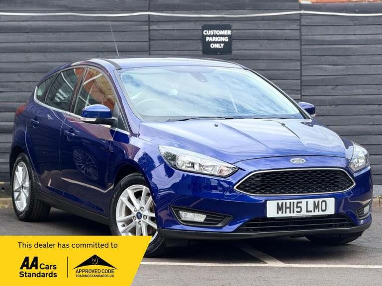 2015 Ford Focus 1.0T EcoBoost Zetec Euro 6 (s/s) 5dr HATCHBACK Petrol Manual