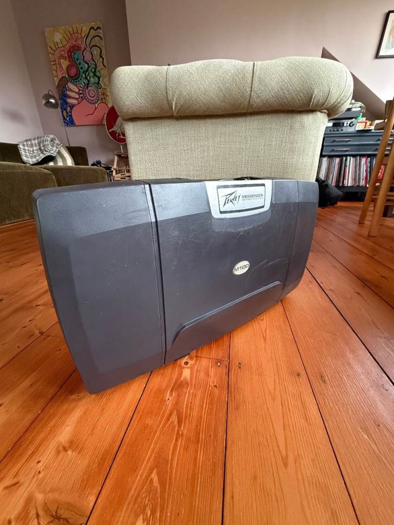 Peavey M100 Portable PA System