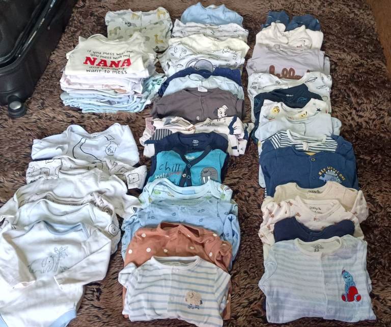 Baby clothes 