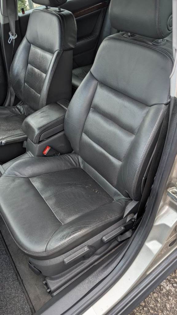 Vauxhall, VECTRA, Hatchback, 2002, Manual, 3175 (cc), 5 doors