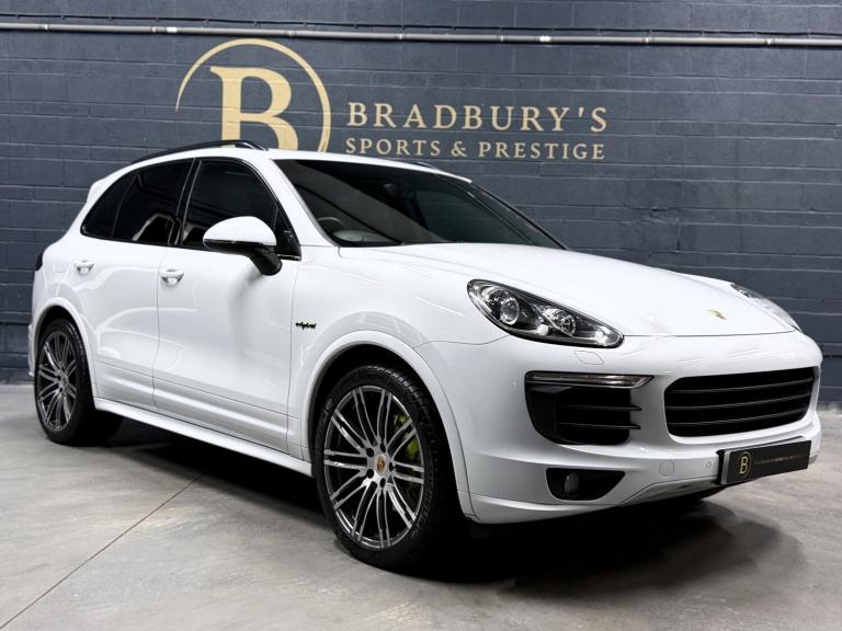 PORSCHE CAYENNE 3.0 V6 E-Hybrid S Platinum Edition 2017