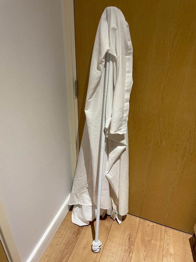 Shower curtain with pole (79 to 195 cm) and rings