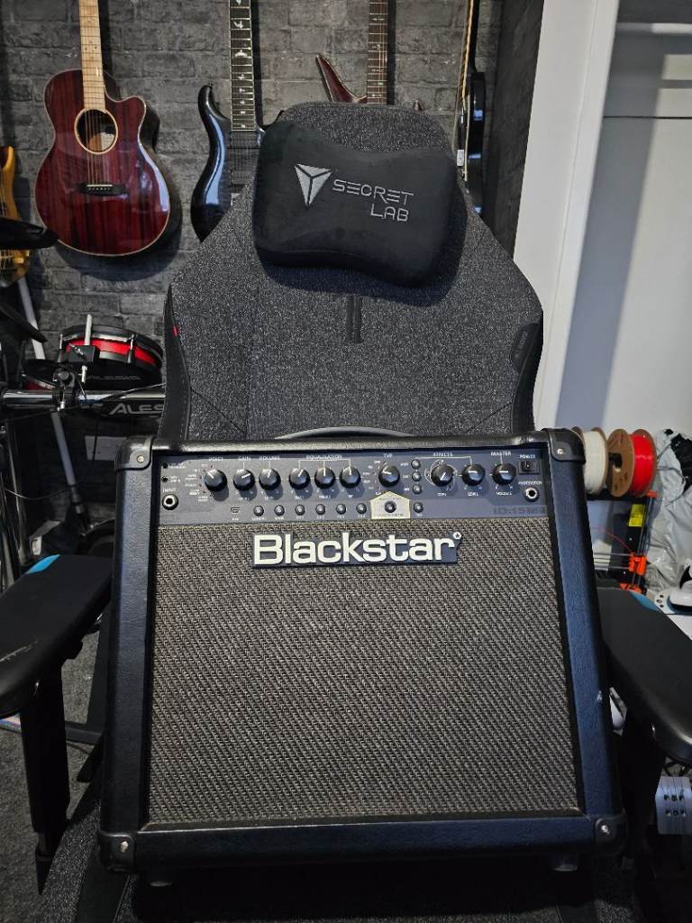 Blackstar ID:15
