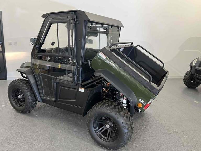 Hisun Vector E1G UTV - similar to Gator, Ranger, M