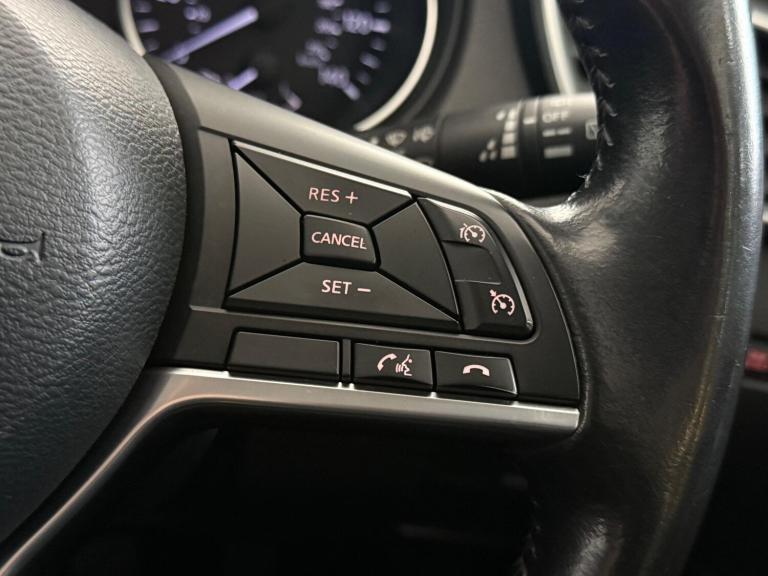 2017 Nissan Qashqai 1.5 dCi N-Connecta 5dr HATCHBACK DIESEL Manual