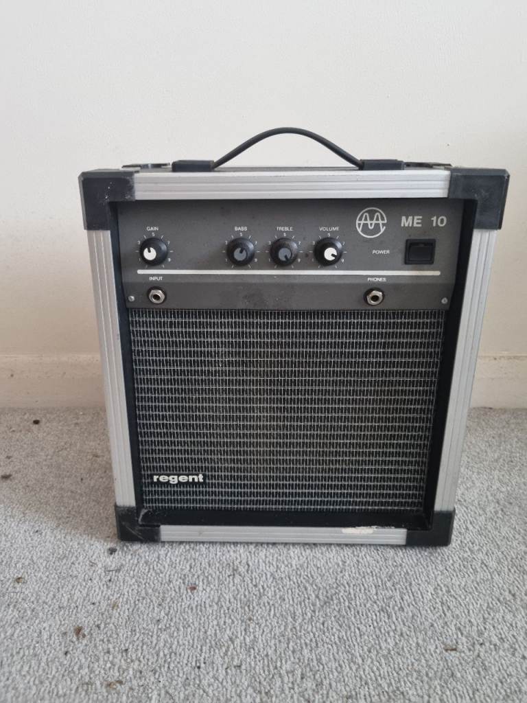 Practice Amp (Free) Guitar & Music Stand