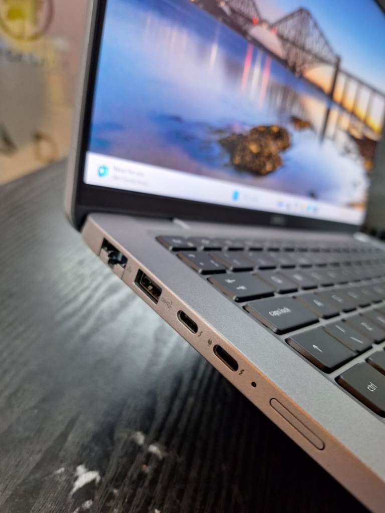 Dell Latitude 5440 ,14 Inch ,Intel Core i5 13th Gen  16GB RAM ,477GB SSD ,W11 Pro