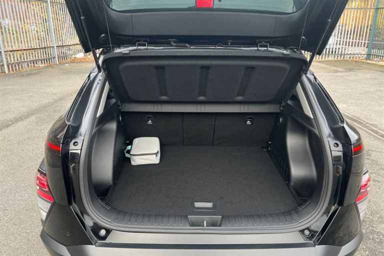 2025 Hyundai KONA 1.0T 100 Advance 5dr HATCHBACK PETROL Manual