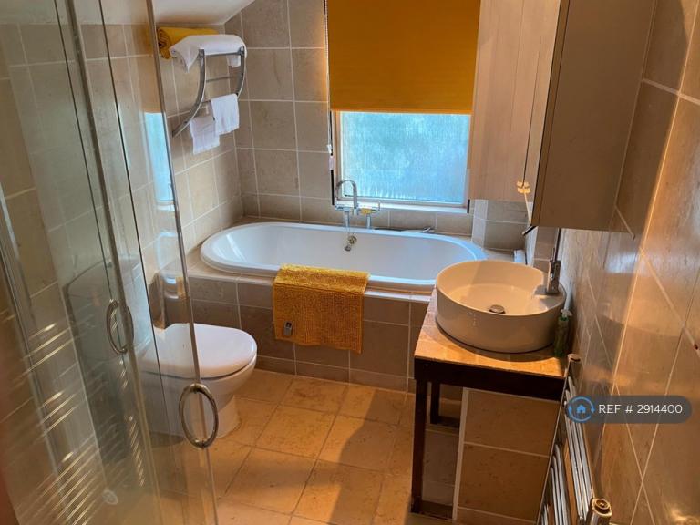 1 bedroom in Station Street, Loughborough, LE11 (#2914400)