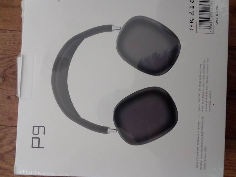 Wireless headphones 