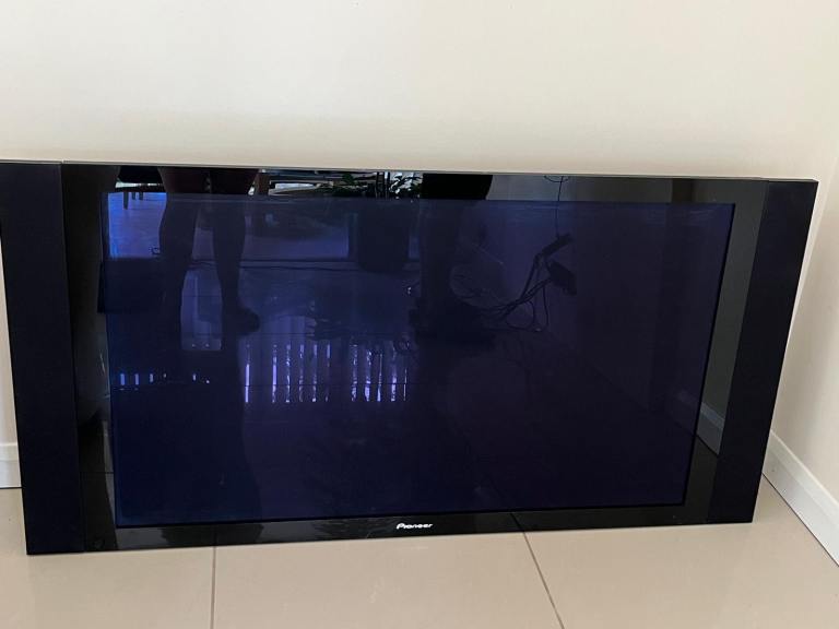 Pioneer Plasma TV – Black, Good Condition