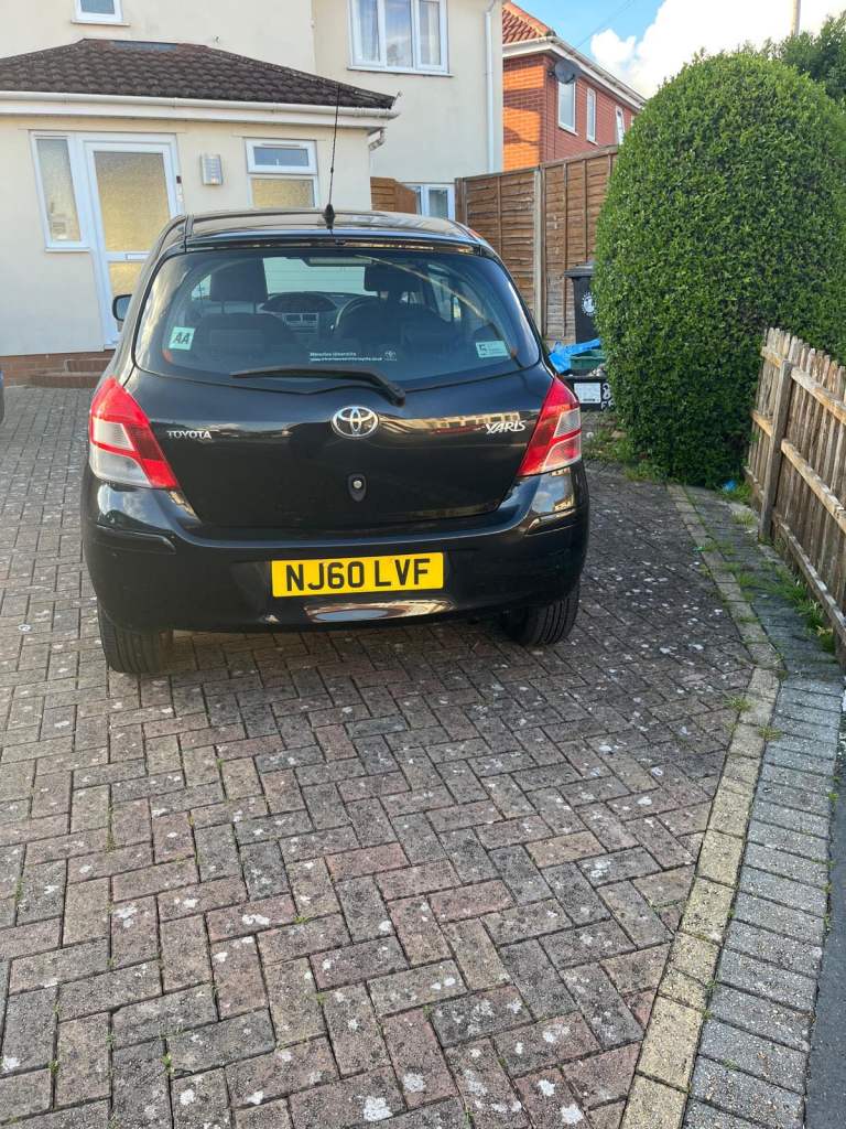 Toyota, YARIS, Hatchback, 2010, Manual, 998 (cc), 3 doors
