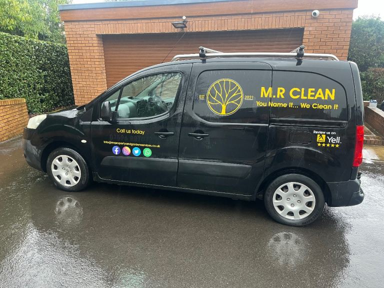 Peugeot PARTNER window cleaner 