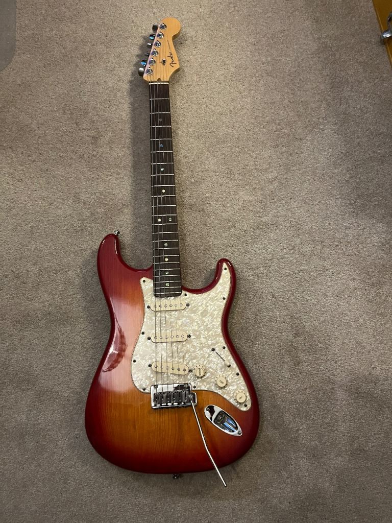 Fender American Deluxe Ash Stratocaster 2008 with Hard Case