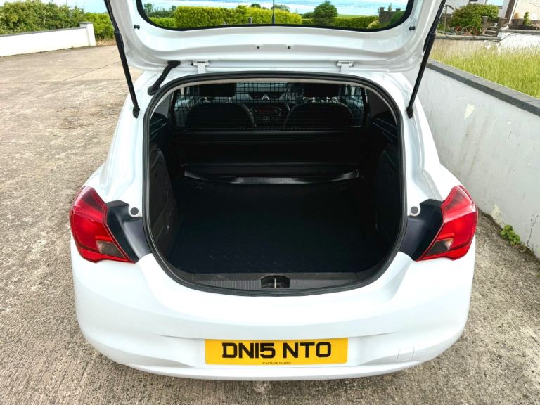 🏁 2015 Vauxhall Corsa Van 1.3 CDTi Ecoflex 75- PSVD, FSH, Bluetooth & DAB (No Vat) 🏁
