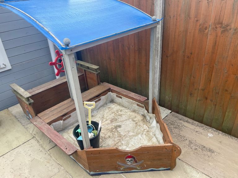 Wooden Sandpit with Blue Canopy – Pirate Ship Design