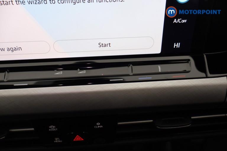 2022 Volkswagen Golf 1.5 TSI Life 5dr Hatchback Petrol Manual