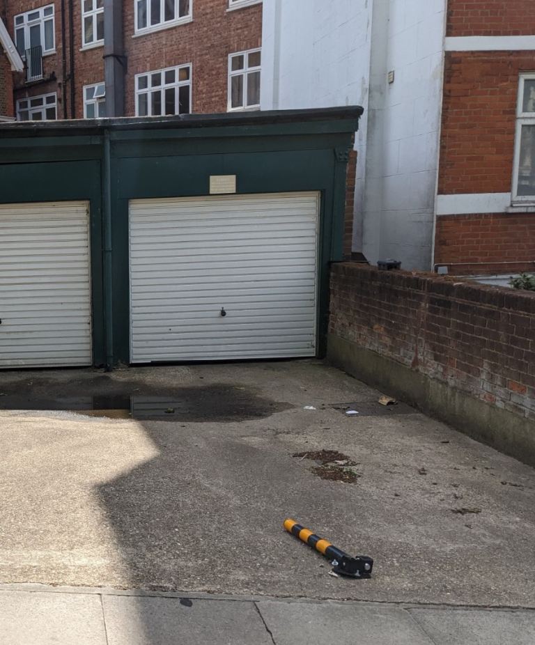 Secure lock up garage in Hampstead, NW3 Frognal Lane