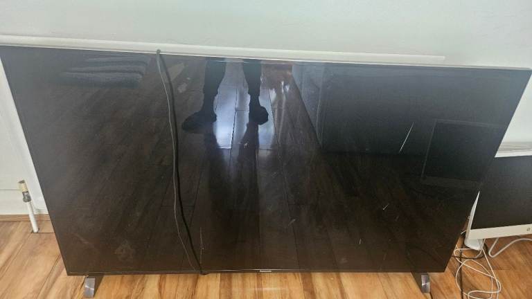 Panasonic 4K Smart TV (58"/65") DX902 – Spares/Repair, Clicks On, Bargain!