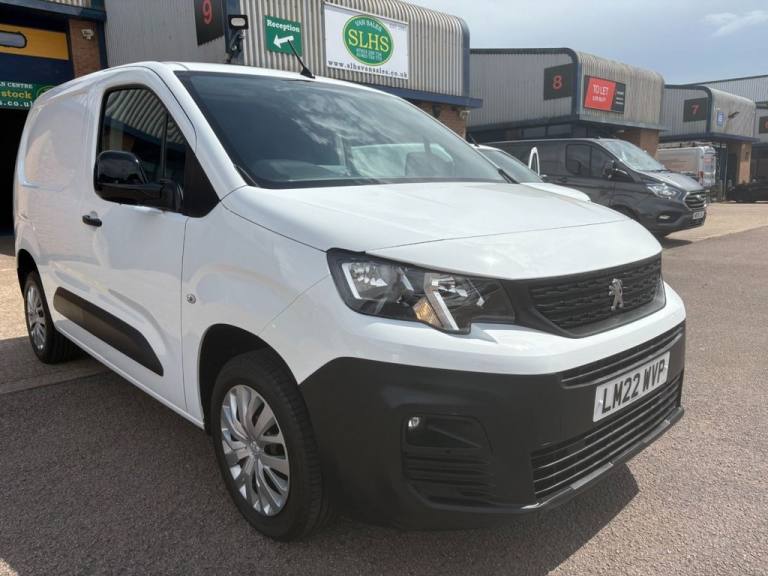 2022 Peugeot Partner Professional Premium L1 1.5 BlueHDi 1000 SWB Diesel Panel Van Manual Euro 6 ...