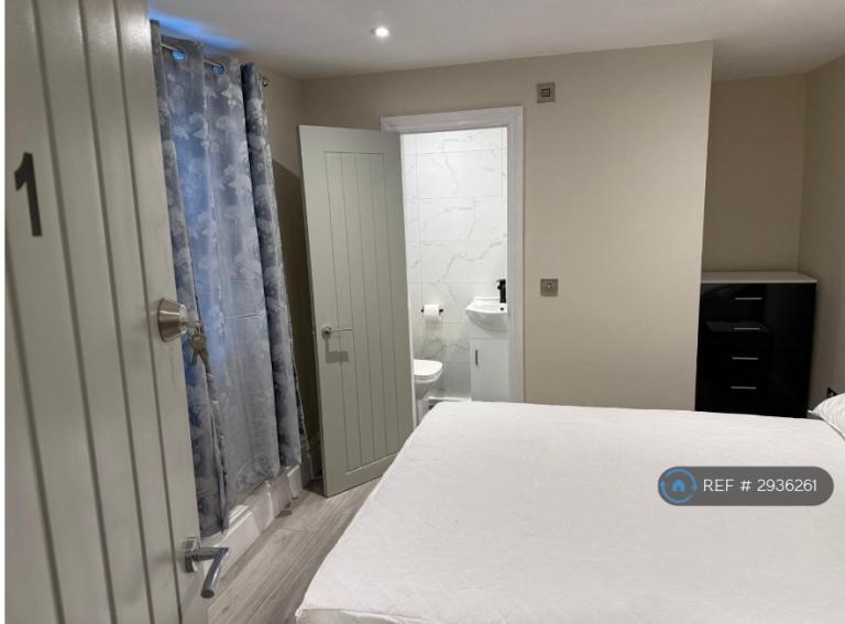 1 bedroom in Canterbury Road, Ashford, TN24 (#2936261)