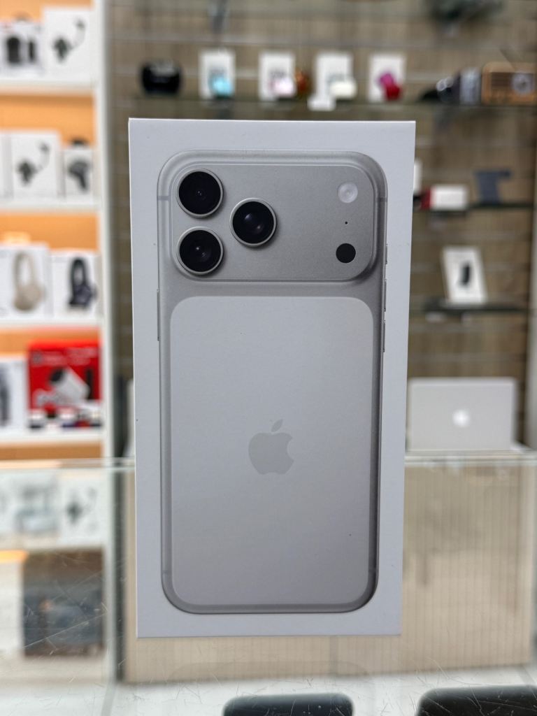 iPhone 17 Pro Max 256GB Brand New With Apple Warranty 