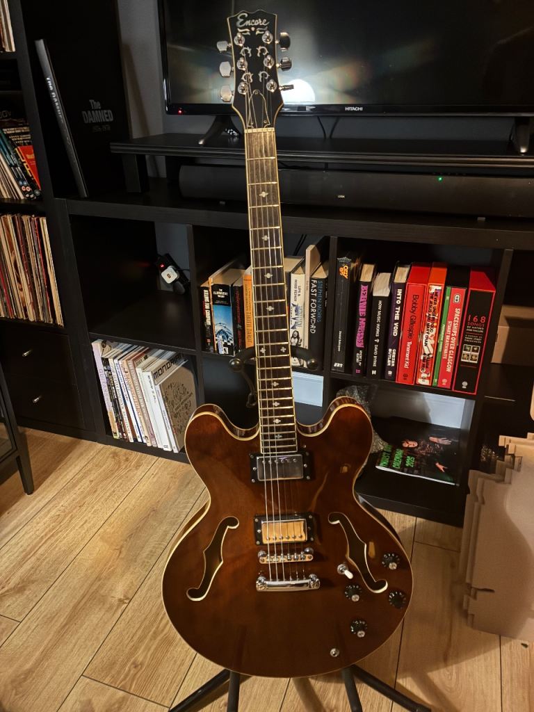 Encore SARC 902 in Walnut, 335 style (Samick)-1989/90 – TRADES