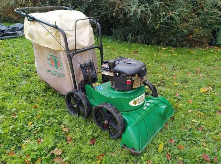 Billy goat kv600 leaf/rubbish collector same as kv601 which costs £1590 now see photo 2