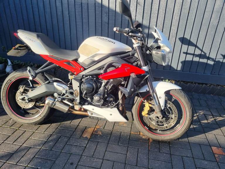 Triumph, STREET triple 675r 2015 