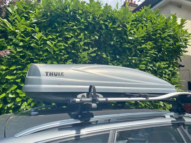 Thule Atlantis 780 Roof Box in Ex Cond